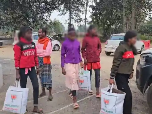 उदयपुर पुलिस ने यूपी जाने के पूर्व रोका